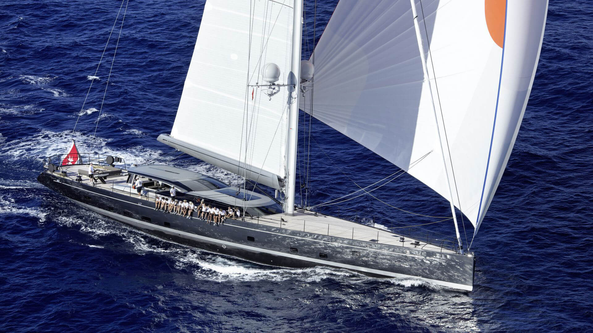 bsw yachteinrichter 制造的、配备船员的高效轻质结构运动型风帆游艇